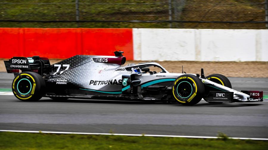  Mercedes-AMG F1 W11 EQ Performance 2020 года  (фото 5 из 9)